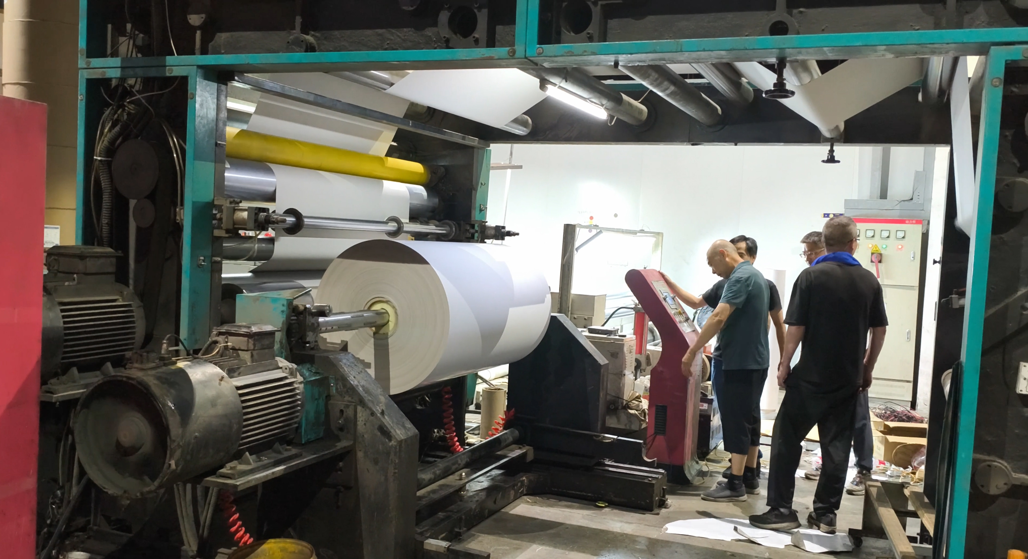 十二年“硬核”表现:稳得住,扛得住!8868体育官网登录入口变频器助力印刷厂稳产增效! 十二年“硬核”表现:稳得住,扛得住!8868体育官网登录入口变频器助力印刷厂稳产增效!